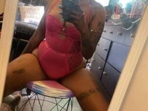 cupcake-female-escorts-in-baton-rouge-la
