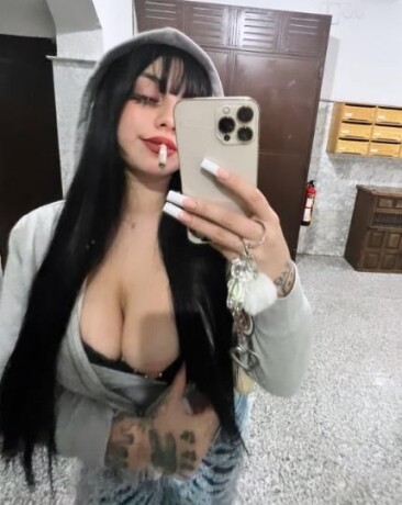 female-escorts-in-chicago-il-312-900-0000-big-4
