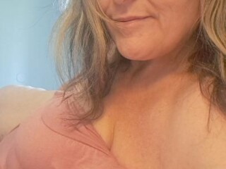 cristytreat-female-escorts-in-visalia-ca