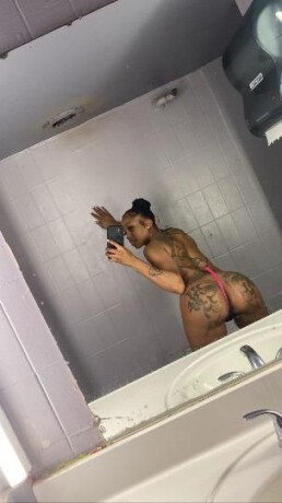 pretty-pussy-female-escorts-in-atlanta-ga-404-952-0043-big-0