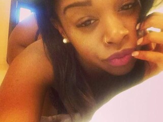 genesis-female-escorts-in-des-moines-ia