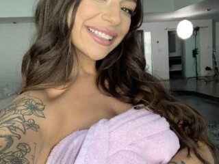 female-escorts-in-staten-island-ny-646-439-4118