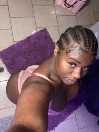 female-escorts-in-lansing-mi-313-438-4996-big-1