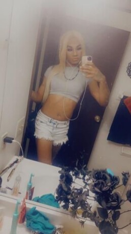 passion-shemale-escort-in-madison-wi-614-378-5403-big-4