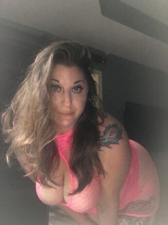 female-escorts-in-cedar-rapids-ia-515-200-7689-big-3
