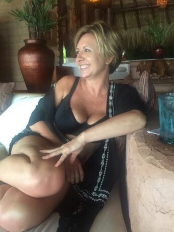 female-escorts-in-beaumont-tx-832-569-3274-big-0