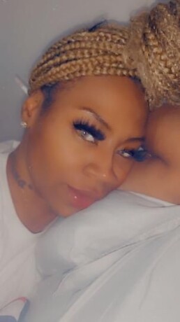 priceless-female-escorts-in-milwaukee-wi-262-298-0565-big-2