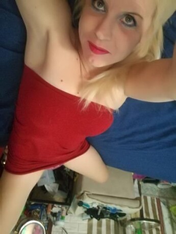female-escorts-in-detroit-mi-313-314-6108-big-3