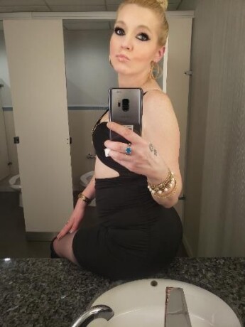 amazing-arianna-female-escorts-in-niagara-falls-canada-1-289-969-7242-big-3