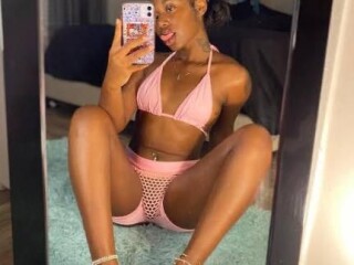 kelly-female-escorts-in-buffalo-ny-267-932-3177