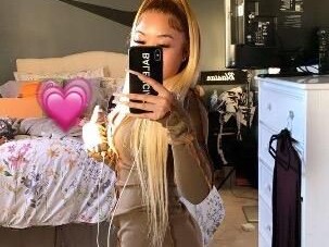 lola-female-escorts-in-chicago-il-1-647-487-6623