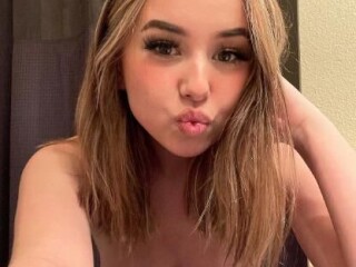 female-escorts-in-queens-ny-646-995-3306