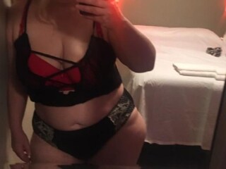 mona-female-escorts-in-edmonton-canada-1-780-944-6226