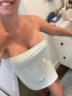 female-escorts-in-sacramento-ca-916-292-7050-big-2