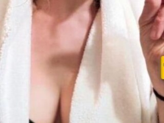 micki-female-escorts-in-chicago-il-630-354-4729
