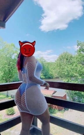 nicol-female-escorts-in-queens-ny-718-404-5812-big-2