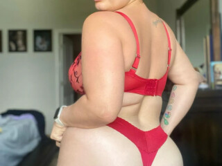 wet-fetish-friendly-independent-party-favours-hmu-on-telegram-at-je-female-escorts-in-des-moines-ia-608-421-9319