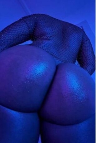 mia-shemale-escort-in-hampton-va-757-966-8636-big-3