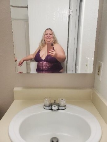 female-escorts-in-lansing-mi-313-437-8976-big-2