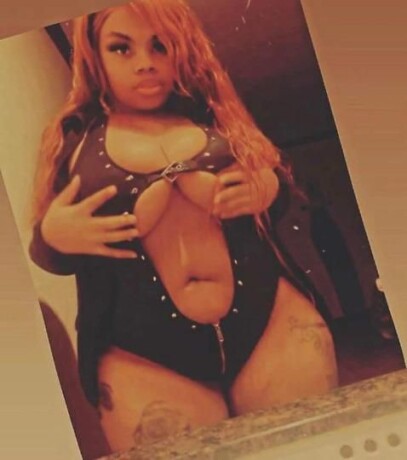 female-escorts-in-queens-ny-702-841-7069-big-4