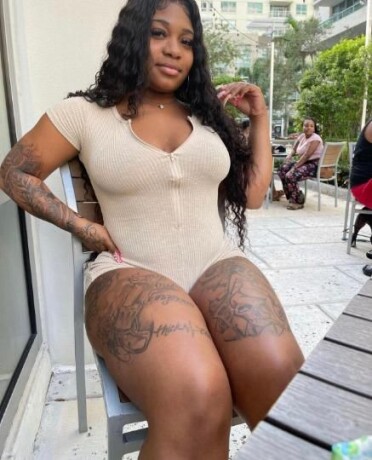 female-escorts-in-el-paso-tx-214-307-5505-big-3