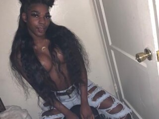 cherry-shemale-escort-in-san-diego-ca