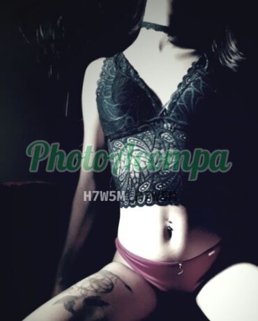 rebekka-safadinha-pronta-pra-realizar-seus-desejos-mais-profundos-photoacompanhantes-big-1