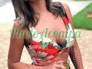 fernanda-ninfeta-universitaria-massagista-e-acompanhante-disponavel-em-horario-comercial-photoacompanhantes