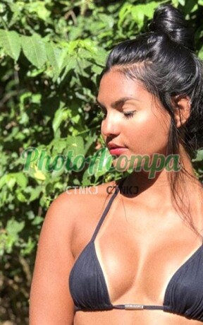 pocahontas-uma-deliciosa-universitaria-em-curta-temporada-na-regiapso-com-local-photoacompanhantes-big-1