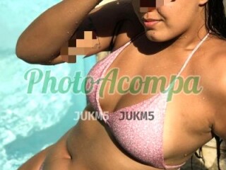 sabrina-massoterapeuta-carinhosa-e-ninfeta-te-esperando-photoacompanhantes